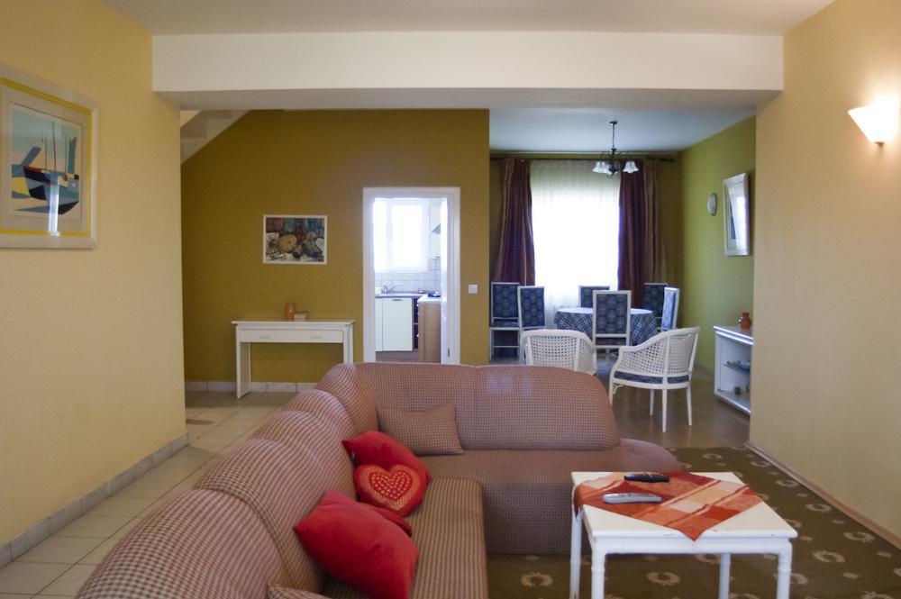 Country Club La Mesteceni Sebes  Luaran gambar